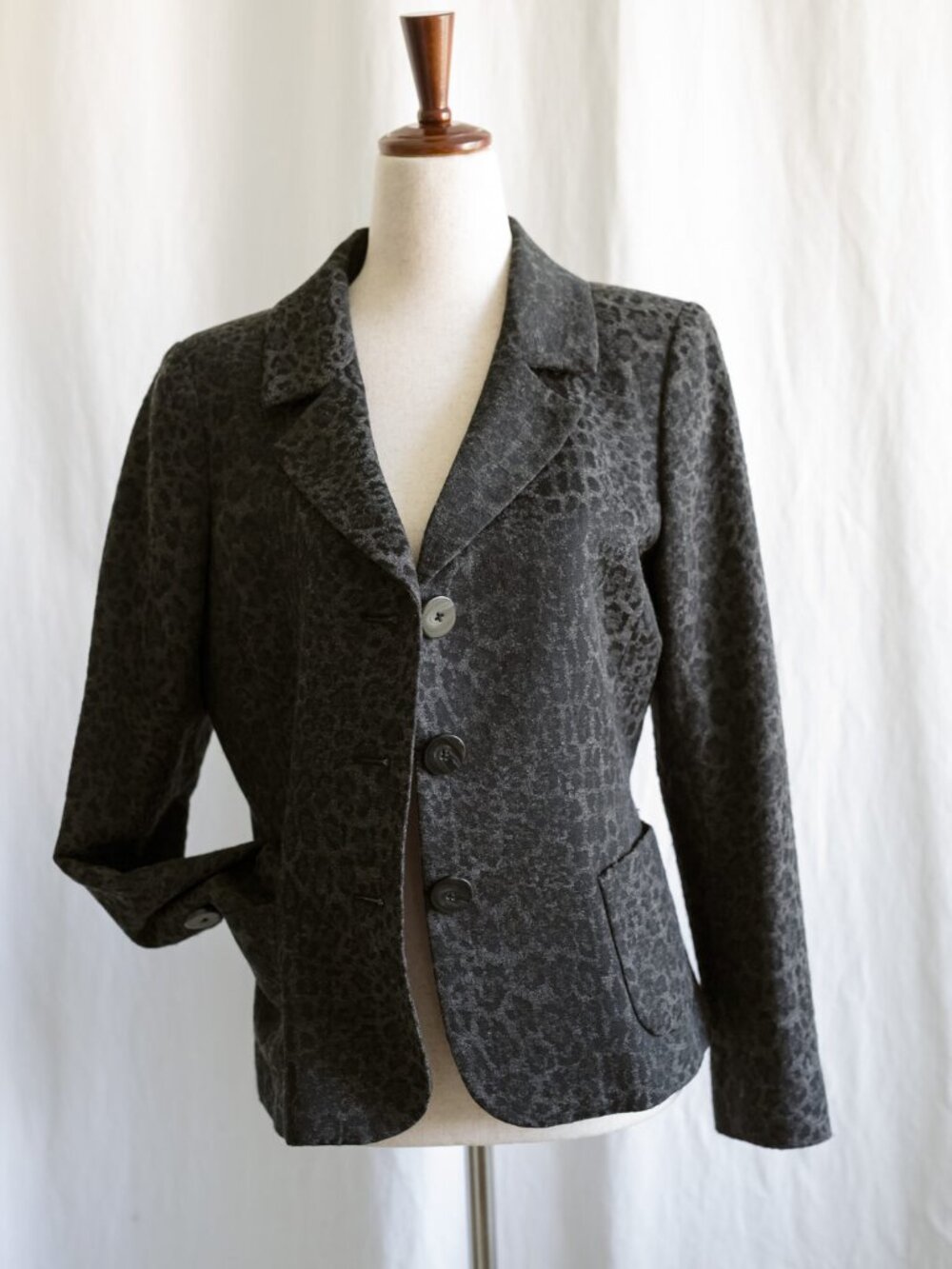 Dana Buchman Petite Animal Print Blazer 8P